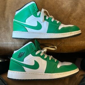 Air Jordan Air Jordan 1 Mid GS 'Lucky Green' DQ8423-301